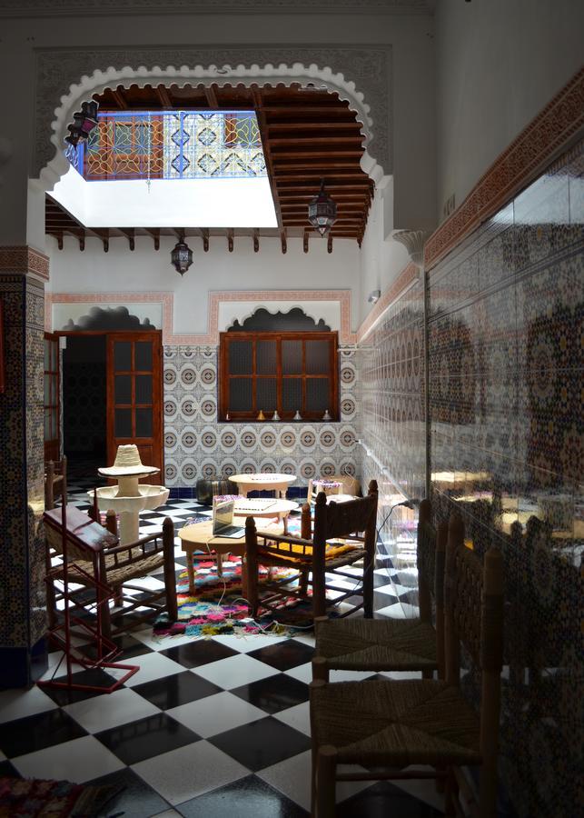 Mosaic Hostel Marrakesh Exterior photo
